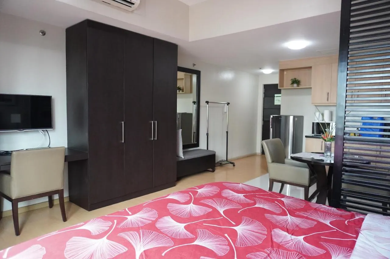 Avant Apartments At The Fort Taguig Aparthotel